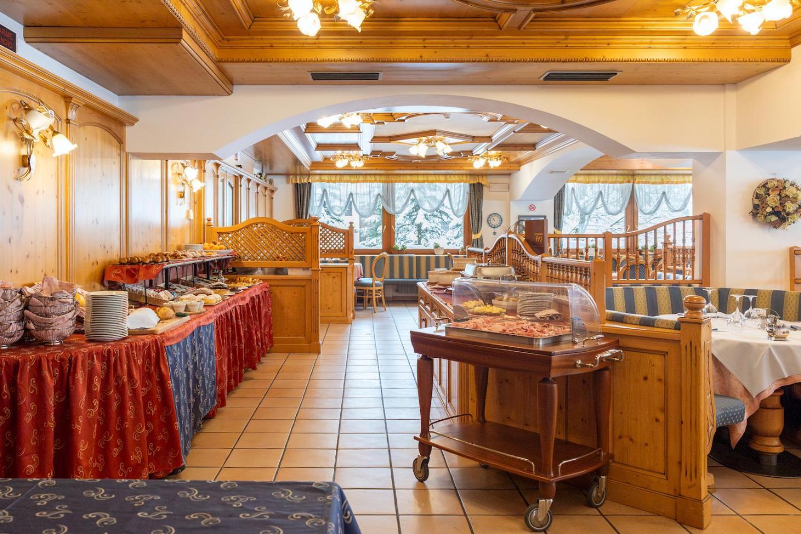Sport Hotel Cristal Falcade Eksteriør bilde