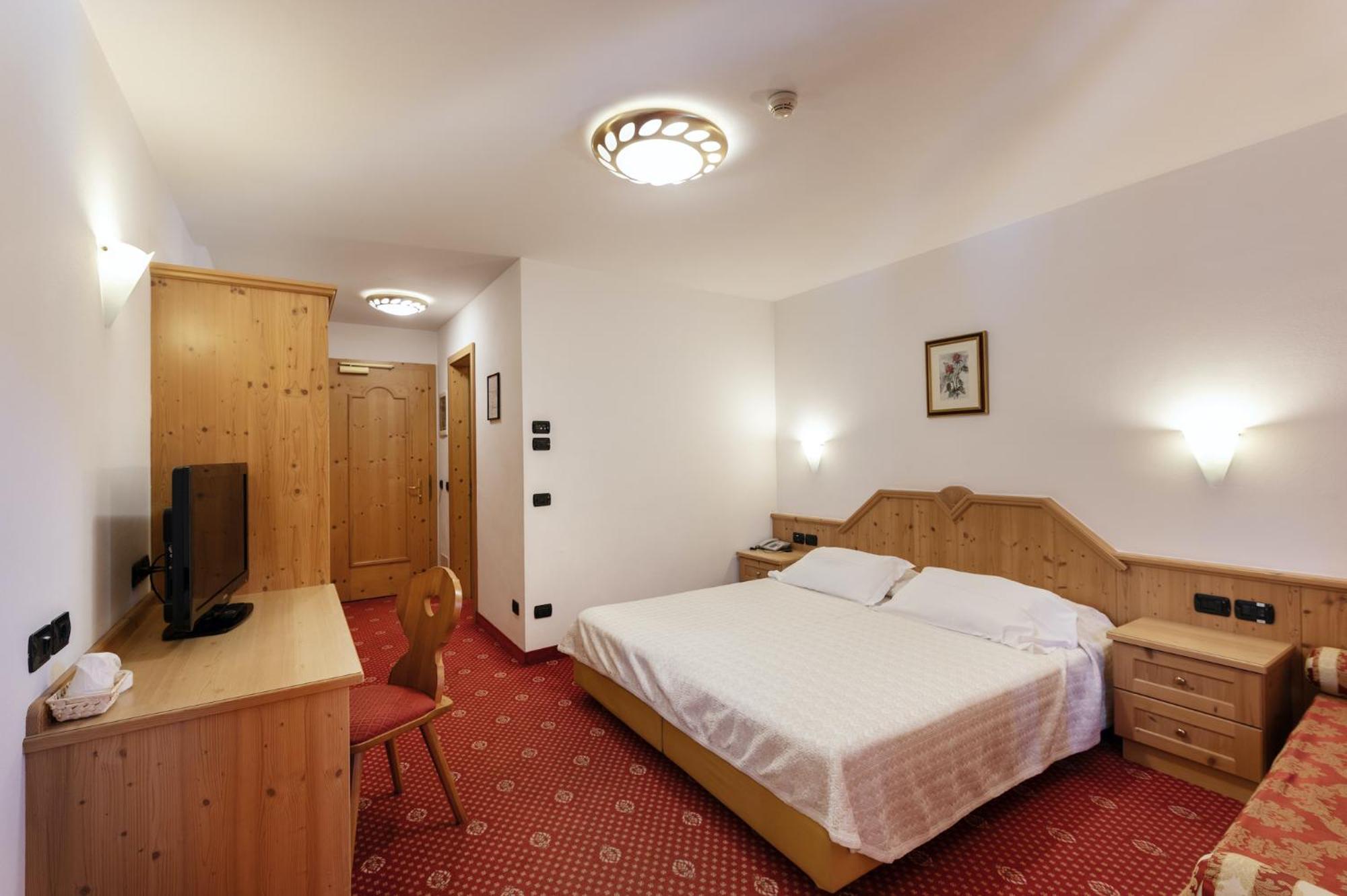 Sport Hotel Cristal Falcade Eksteriør bilde